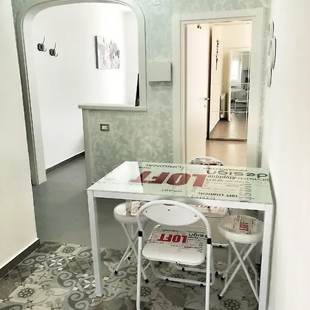 Tino's House 度假居 *