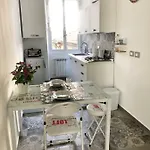 Tino's House لا سبيتسْيا