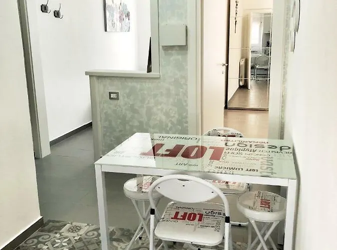 Tino's House Feriehus *