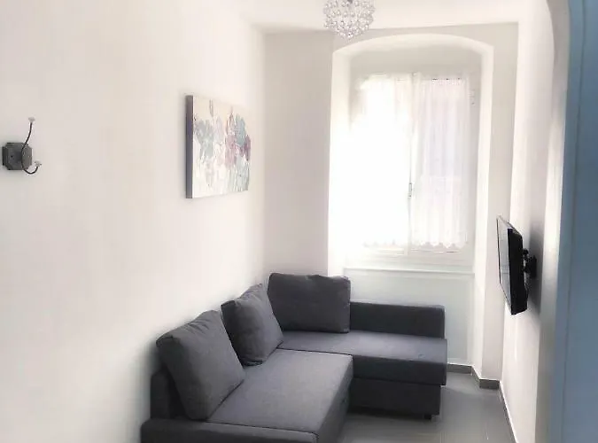 Tino's House Feriehus La Spezia